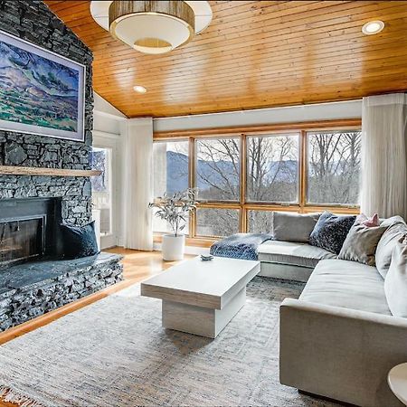 Villa Lux Retro Getaway W/ Ober & Smoky Mtn Views! à Gatlinburg Extérieur photo
